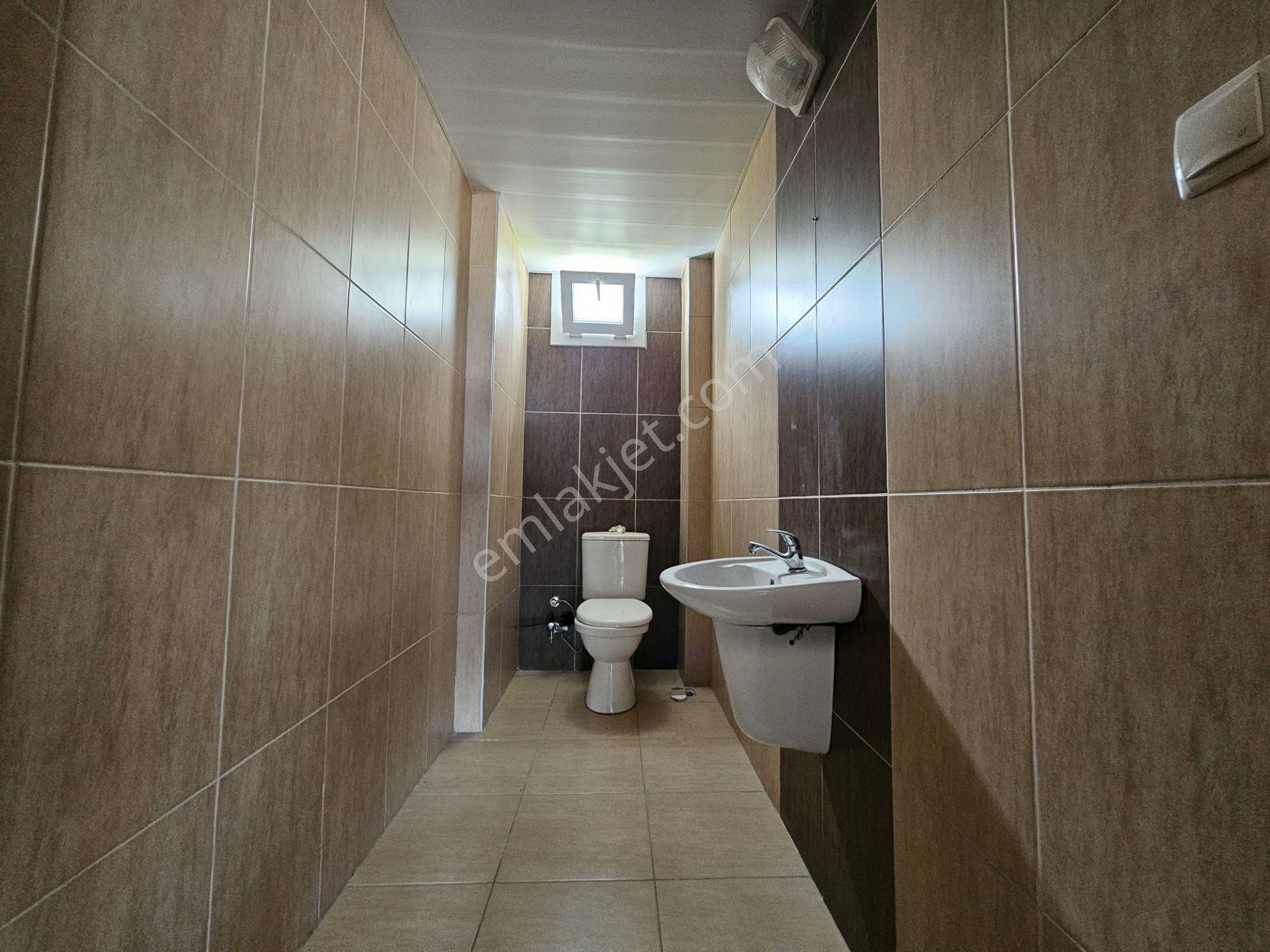 Mersin Yenişehir Çiftlikköyde Satılık 2+1 Ofis - Görsel 13