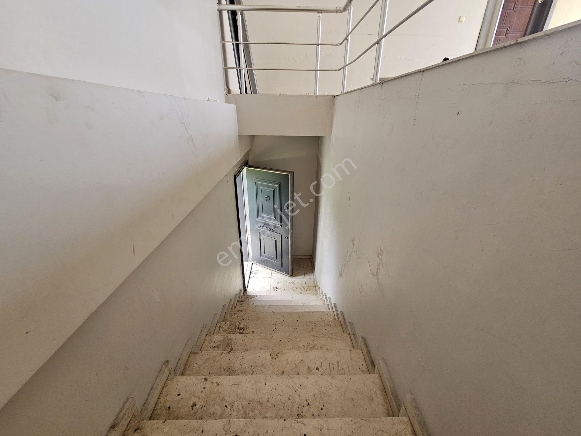 Mersin Yenişehir Çiftlikköyde Satılık 2+1 Ofis - Görsel 4