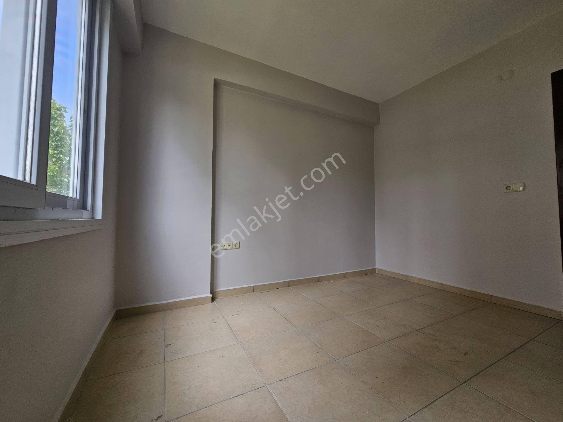 Mersin Yenişehir Çiftlikköyde Satılık 2+1 Ofis - Görsel 22