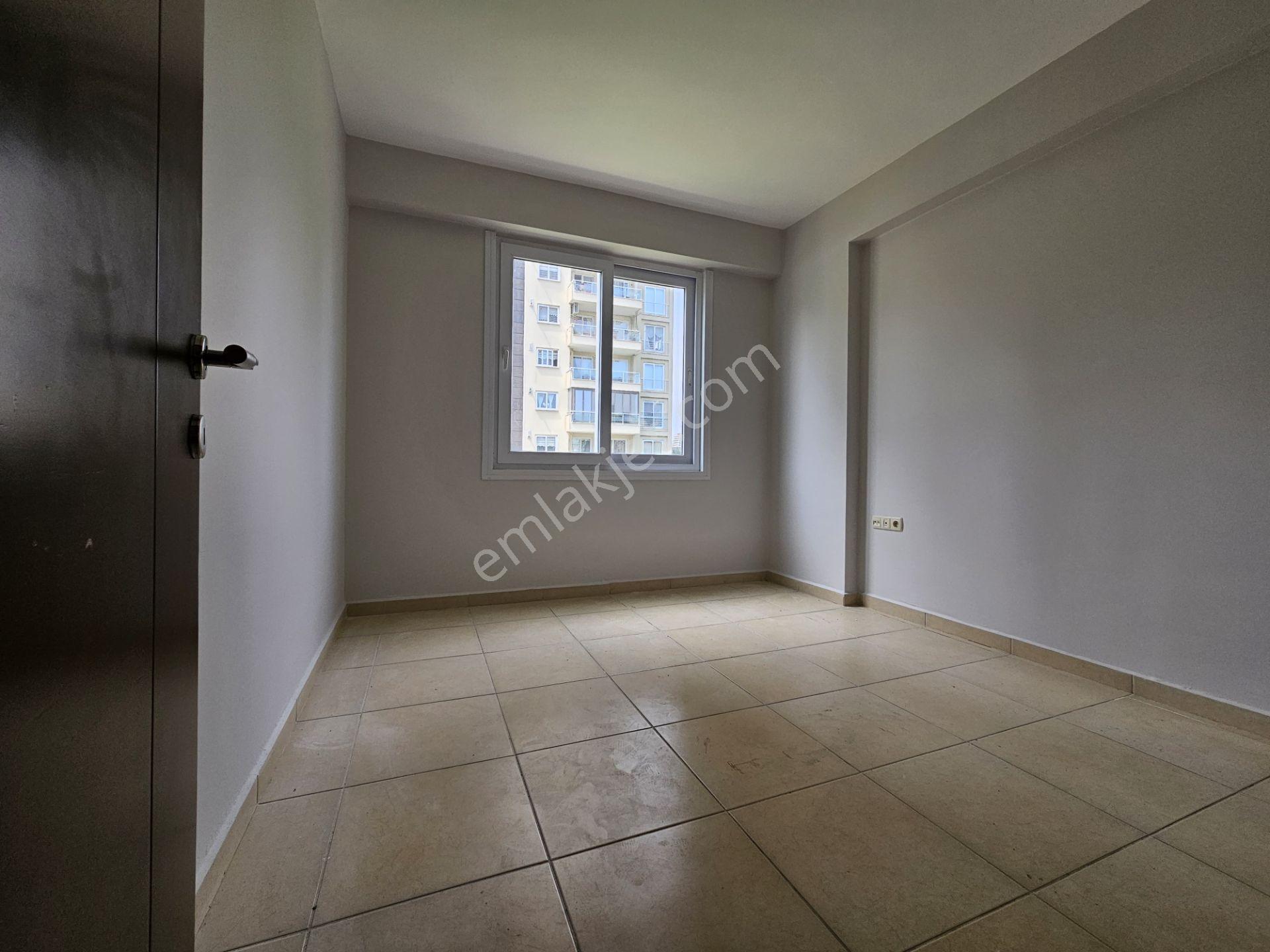 Mersin Yenişehir Çiftlikköyde Satılık 2+1 Ofis - Görsel 25