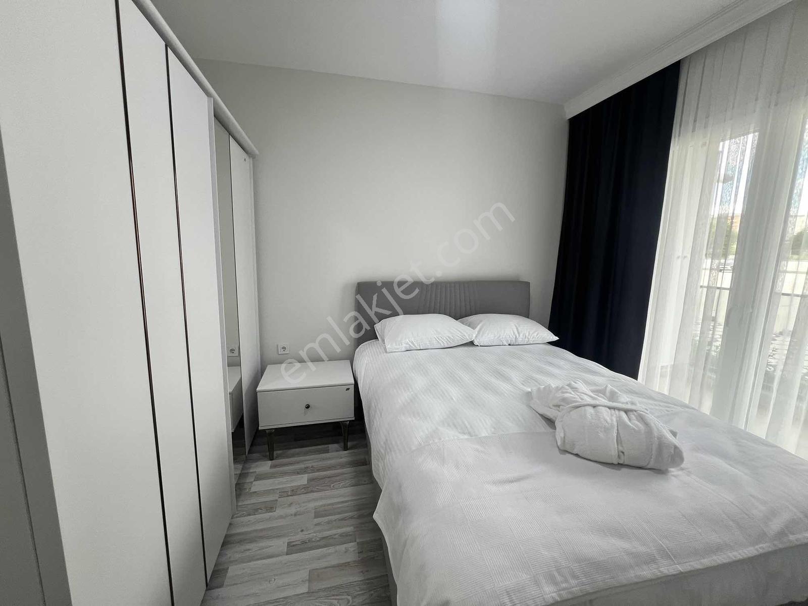 Cumhuriyet Mh.full Eşyalı Havuzlu Site İçi Lüks 1+1 Daire - Görsel 27
