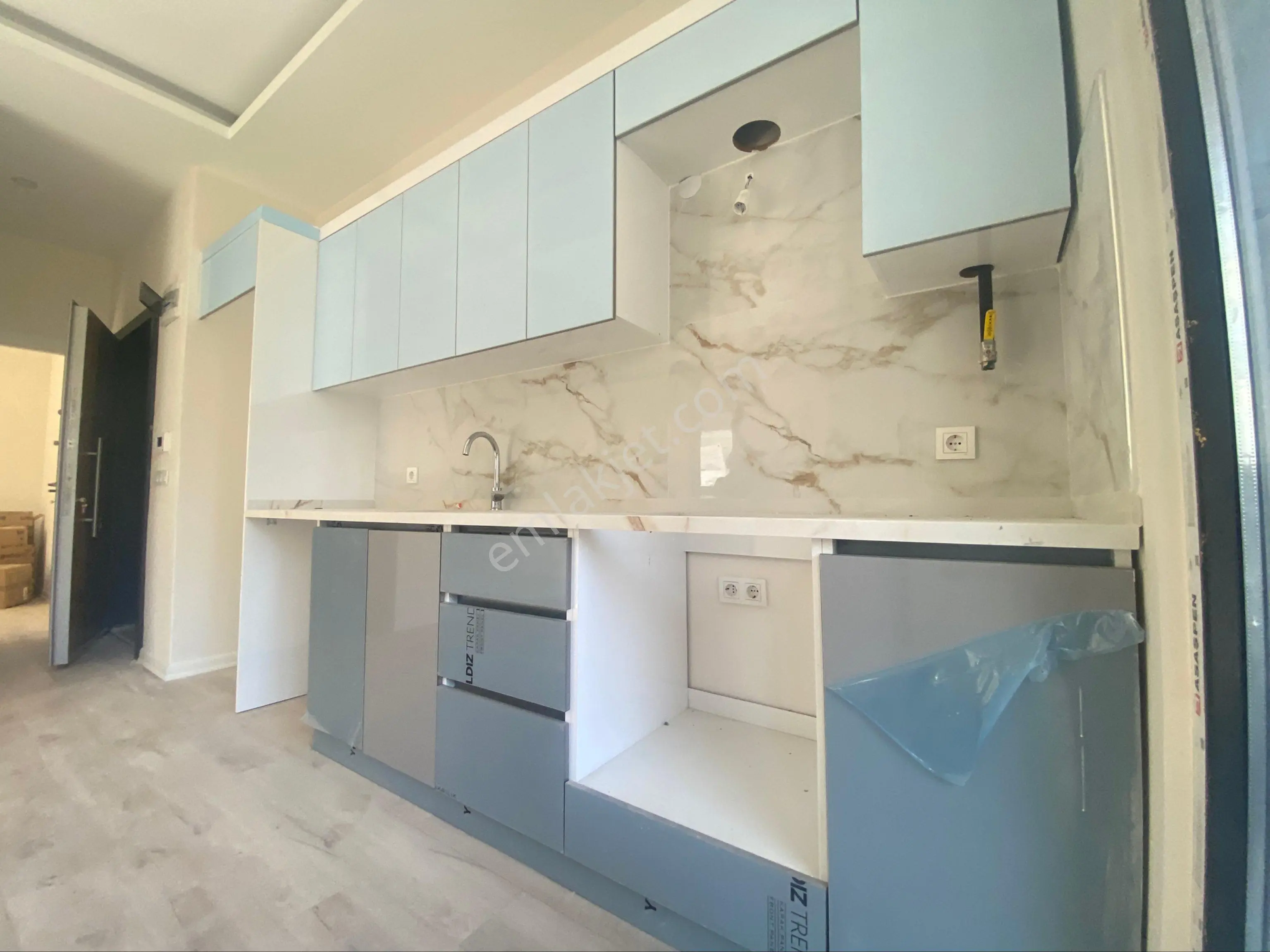 Key House'tan Site İçinde Havuzlu Lux 1+1 Sıfır Daire - Görsel 2