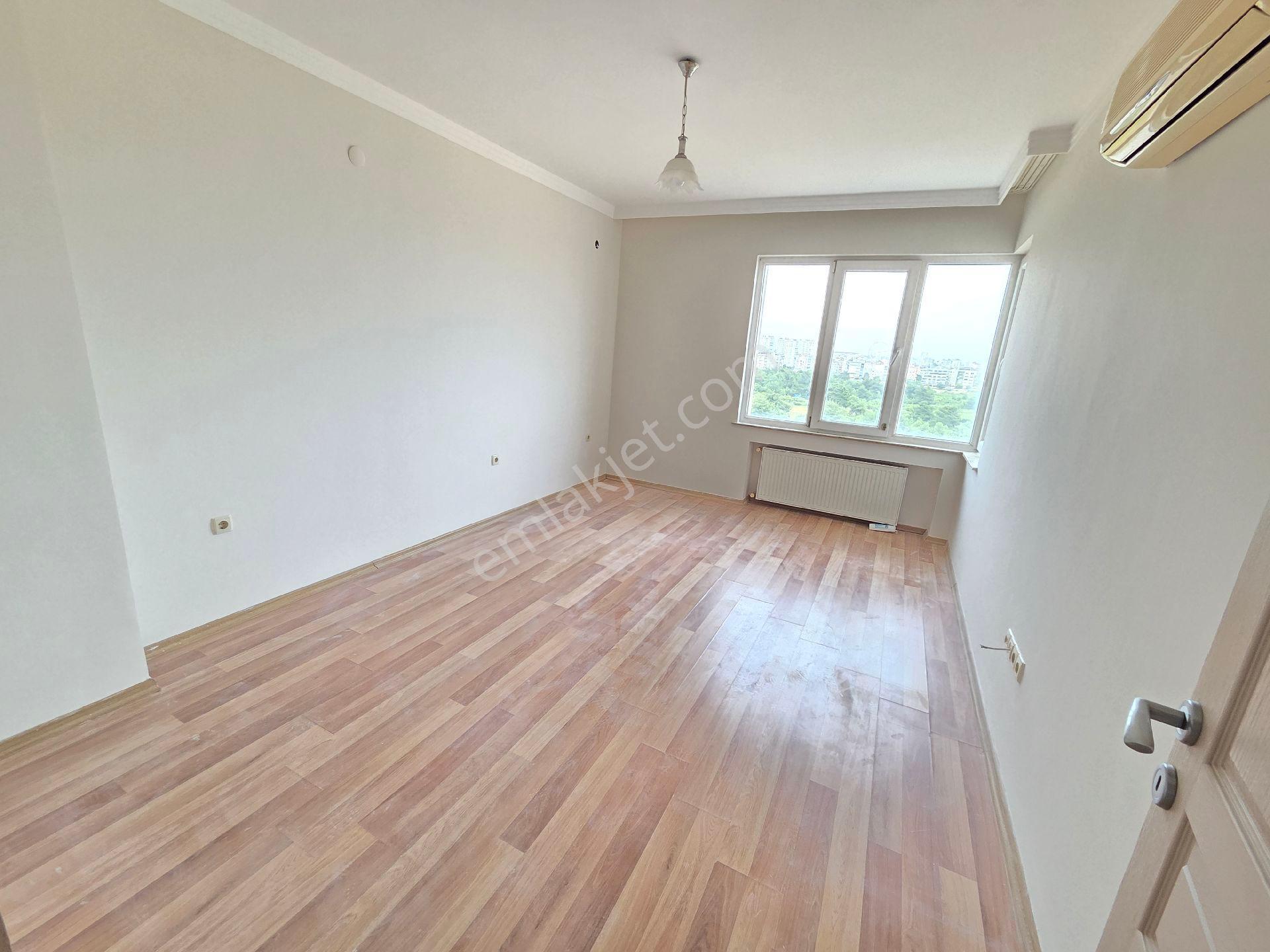 Antalya Konyaaltı Uncalı Mahallesinde Havuzlu Güvenlikli Sitede Doğalgaz Kombili Kiralık 3+1 Daire - Görsel 18