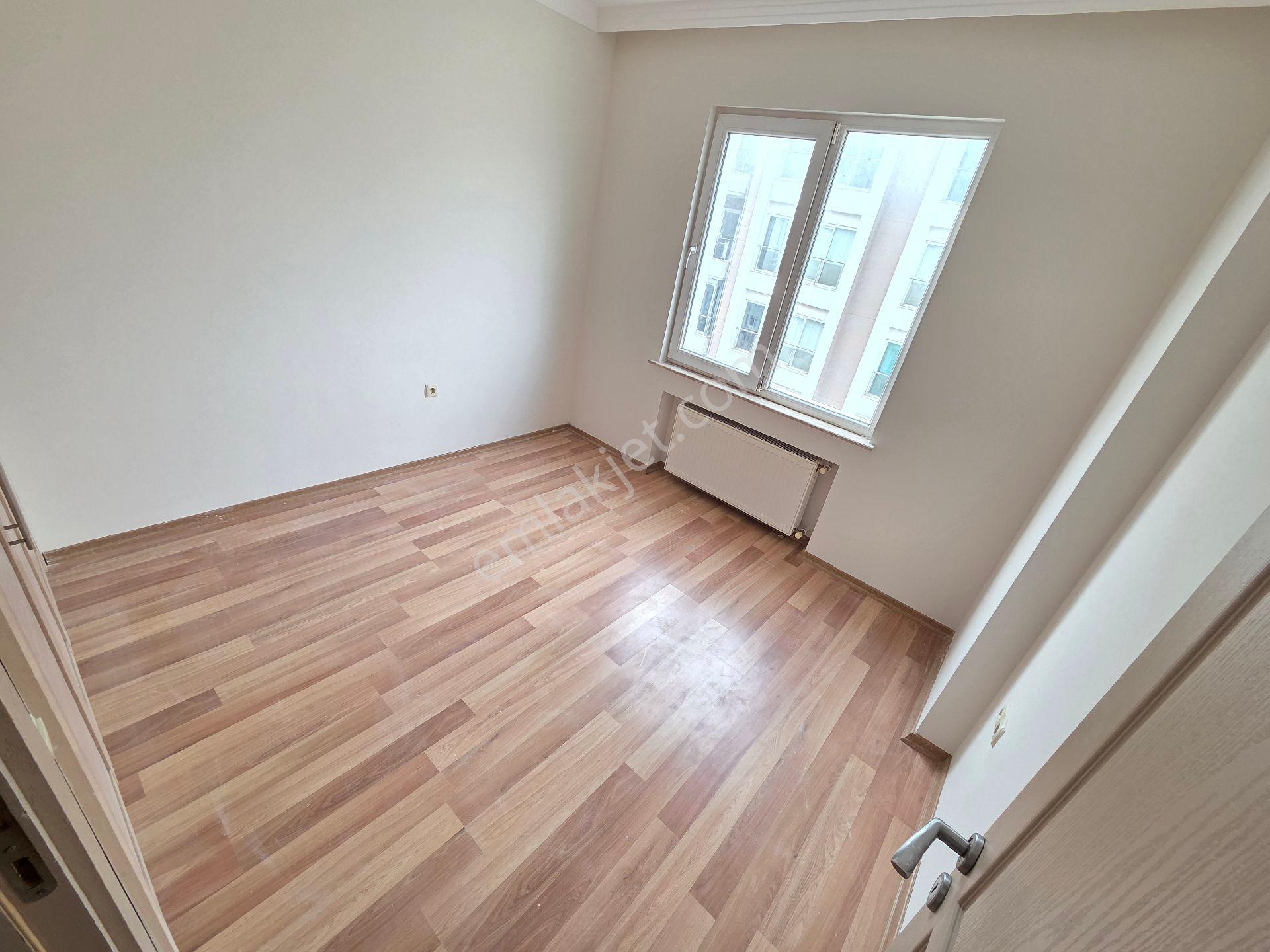 Antalya Konyaaltı Uncalı Mahallesinde Havuzlu Güvenlikli Sitede Doğalgaz Kombili Kiralık 3+1 Daire - Görsel 20