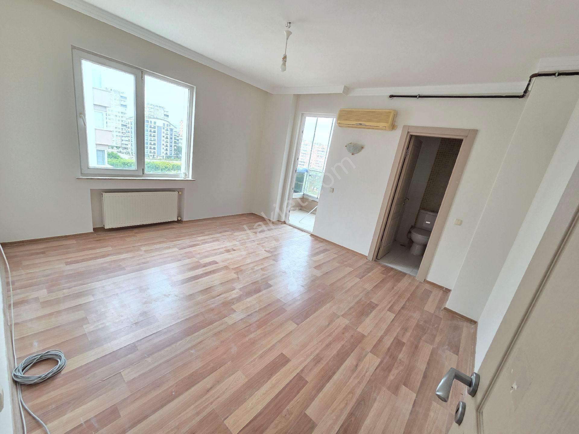 Antalya Konyaaltı Uncalı Mahallesinde Havuzlu Güvenlikli Sitede Doğalgaz Kombili Kiralık 3+1 Daire - Görsel 22