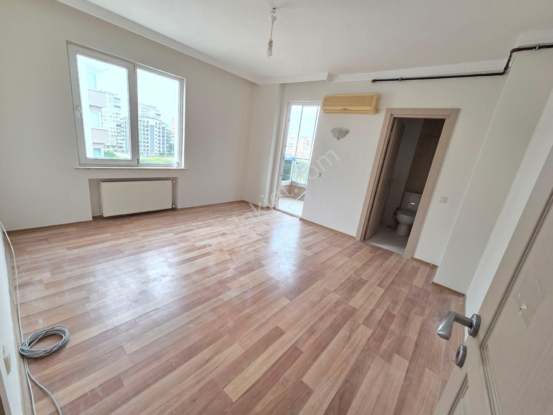 Antalya Konyaaltı Uncalı Mahallesinde Havuzlu Güvenlikli Sitede Doğalgaz Kombili Kiralık 3+1 Daire - Görsel 23