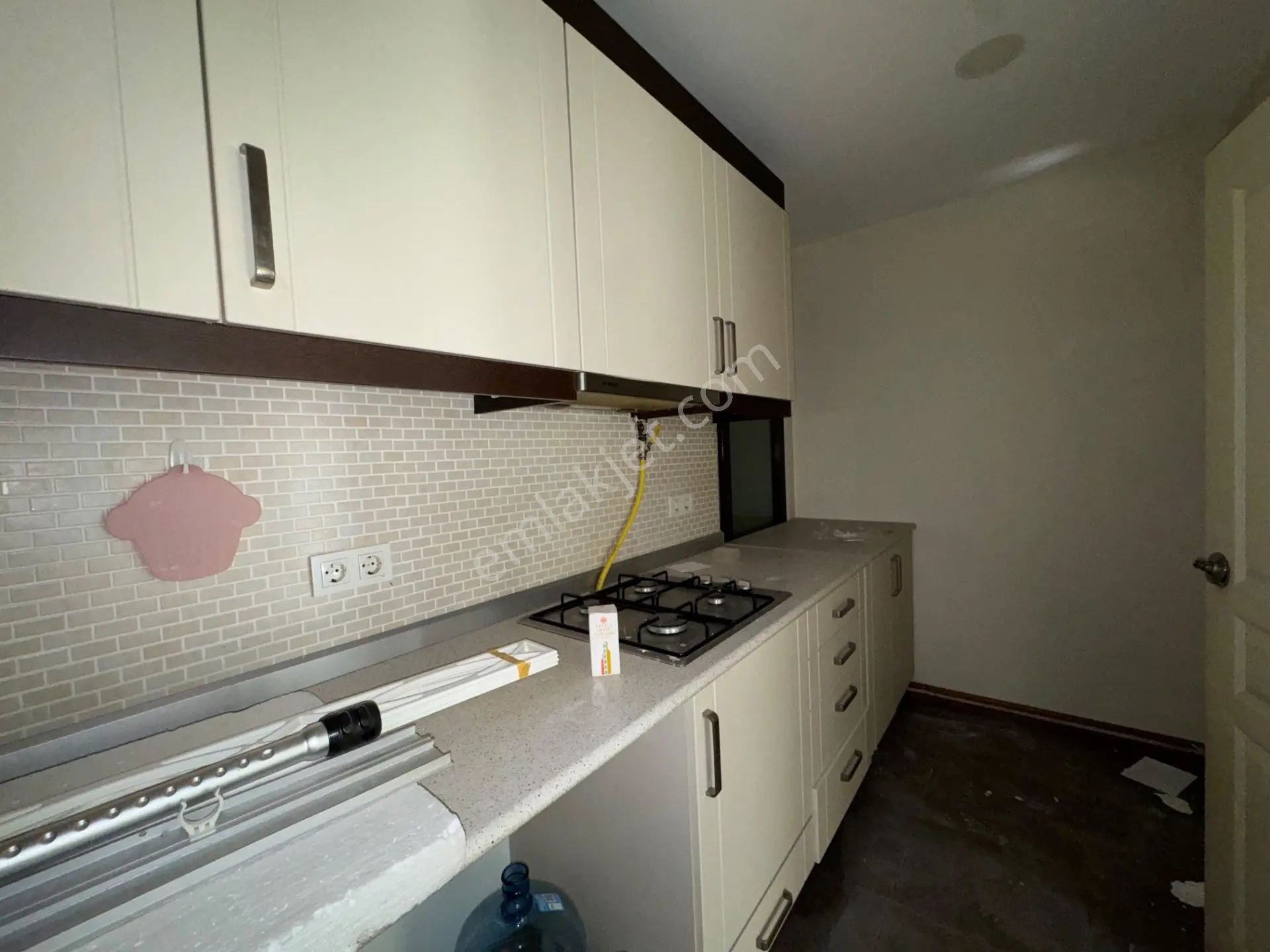 Erkutun'dan Nişantaşı Amerikan Hastanesi Yanında, Asansörlü, 85 M2 Kiralık İş Yeri - Görsel 15