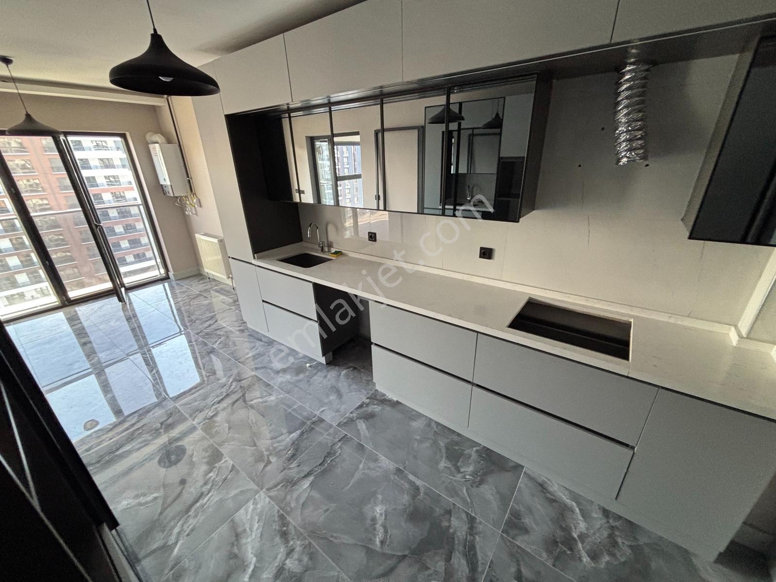 Ovacık Merkezde Ultra Lüks Sitede Satılık 4.5+1 Prıme Ofis - Görsel 11
