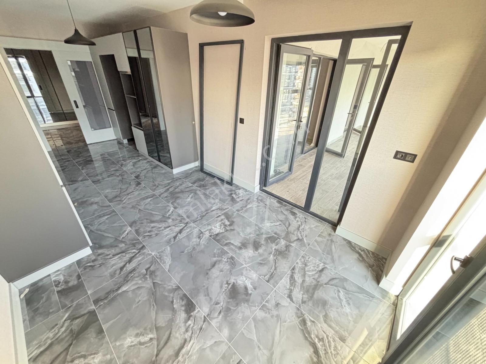 Ovacık Merkezde Ultra Lüks Sitede Satılık 4.5+1 Prıme Ofis - Görsel 3