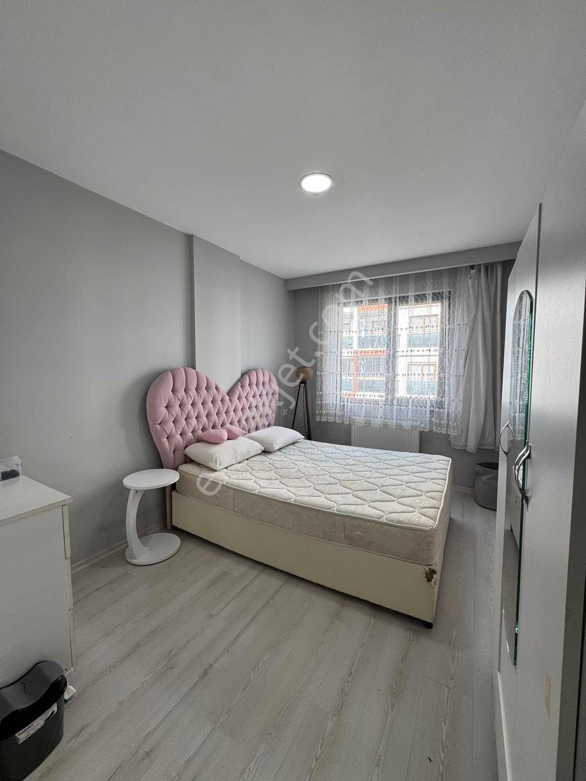Rektörlük Tramvaya İkinci Bina Kiralık Eşyalı 1+1 Daire - Görsel 22