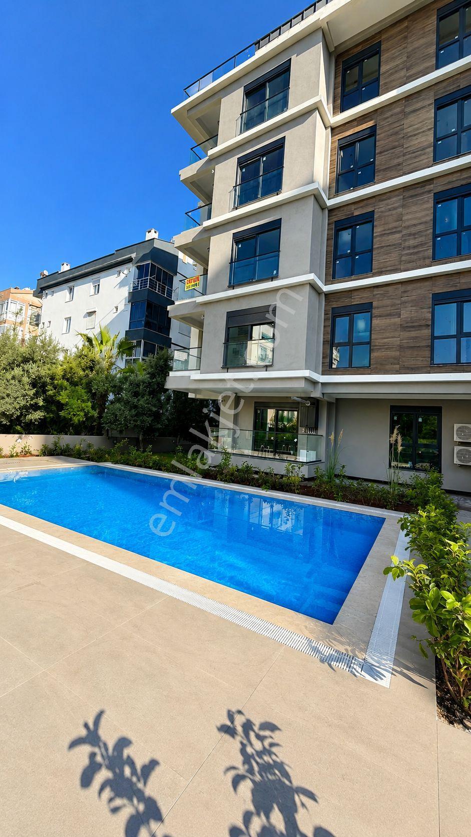 Konyaaltı Liman’dasahile Sadece 200 Metre Mesafedesıfır, Modern Ve Prestijli 2+1 Residence Daire - Görsel 2