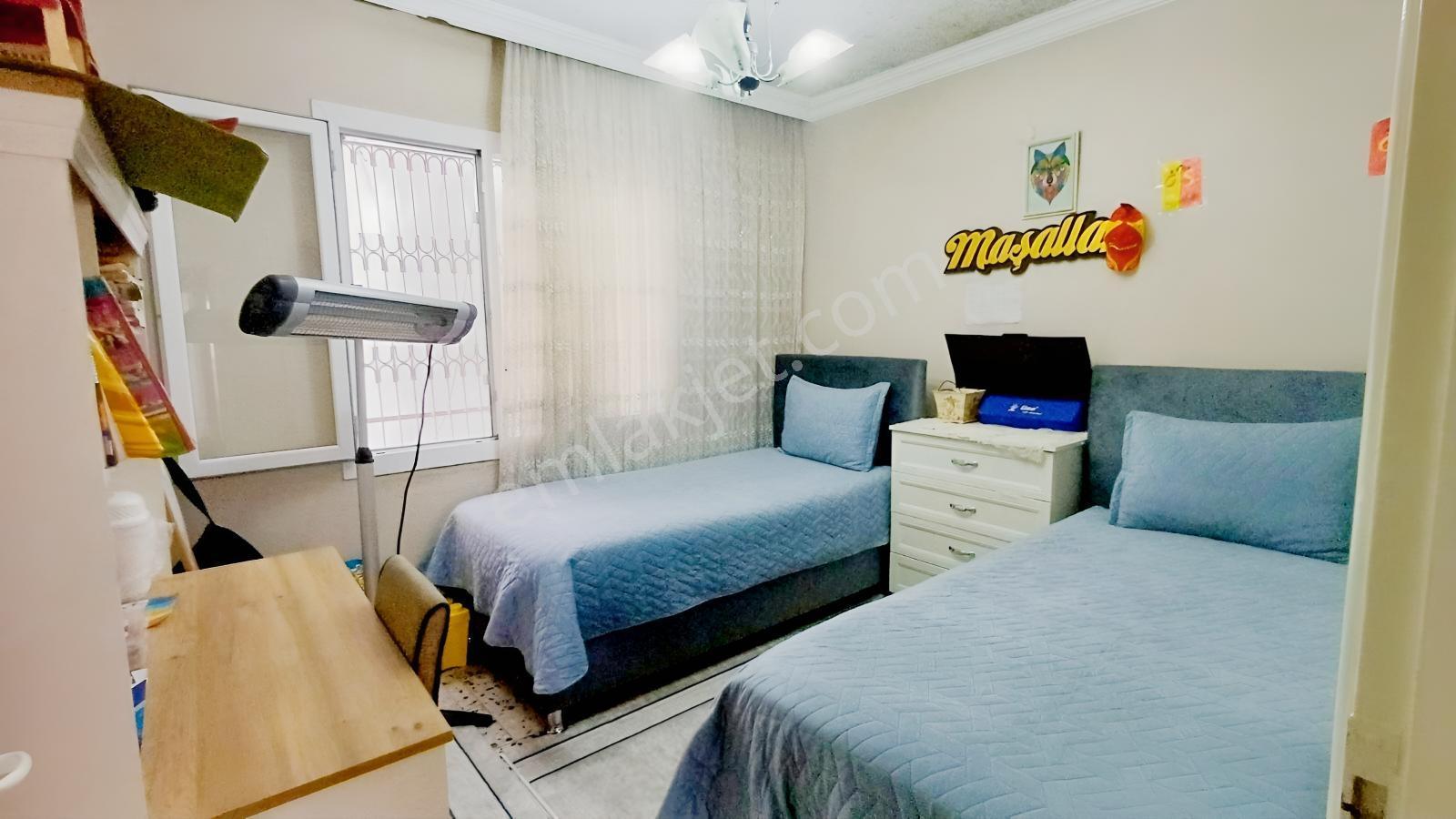 Yeşilevler/barış Mahallesi Satılık Tek Katlı Geniş Müstakil Ev - Görsel 24