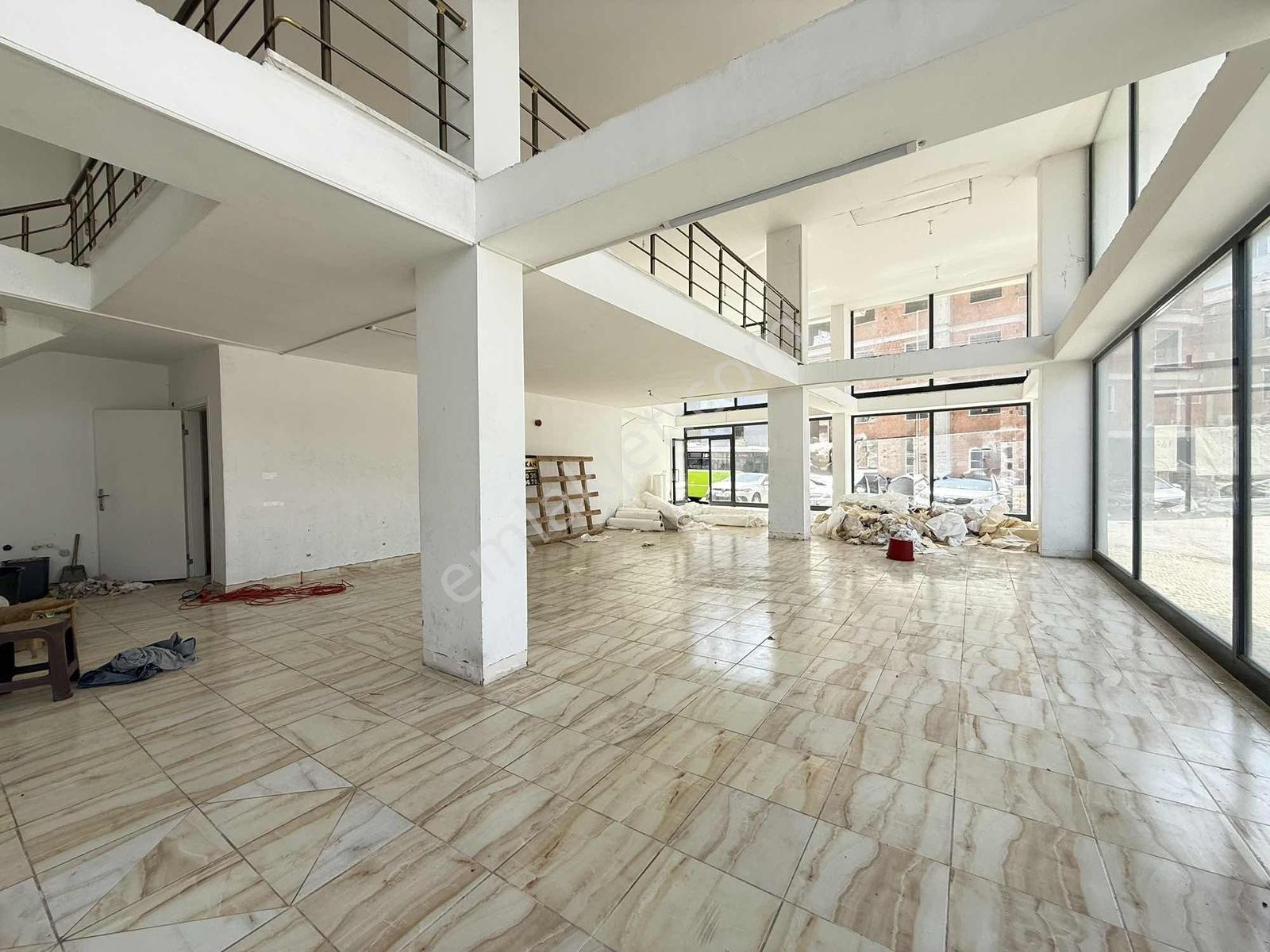 Mevlana Mh.caddeye Paralel Geniş Vitrinli Kiralık 300 M² İş Yeri - Görsel 25