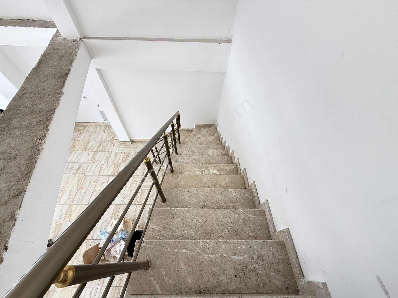 Mevlana Mh.caddeye Paralel Geniş Vitrinli Kiralık 300 M² İş Yeri - Görsel 9