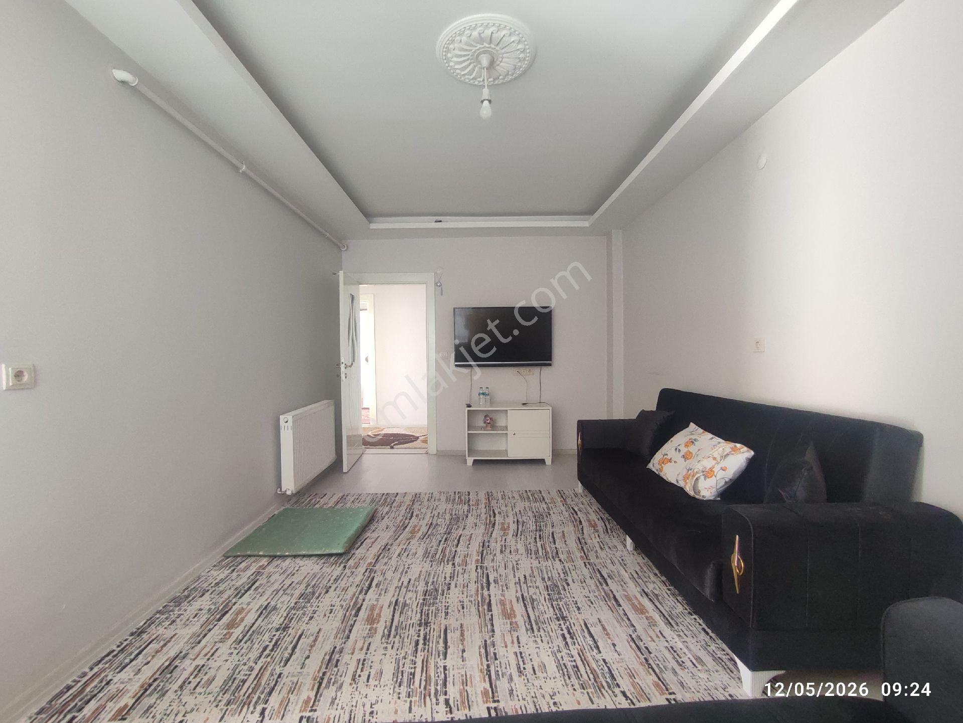 Cumhuriyet Mahallesinde Satılık 2+1 Daire