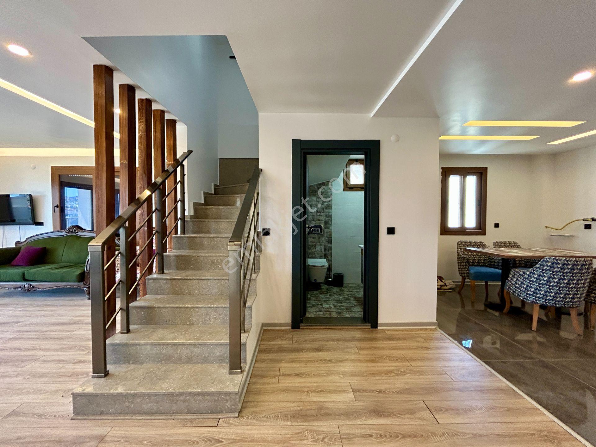 Tüm Katlardan Kuşadası Manzarasına Sahip Beylerbeyi Premium - Görsel 6