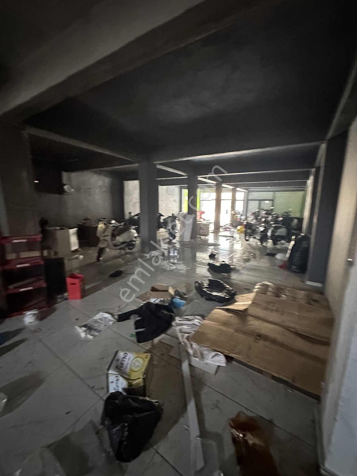 Kiralık Lozan Caddesi Üzerinde Dükkan - Görsel 23