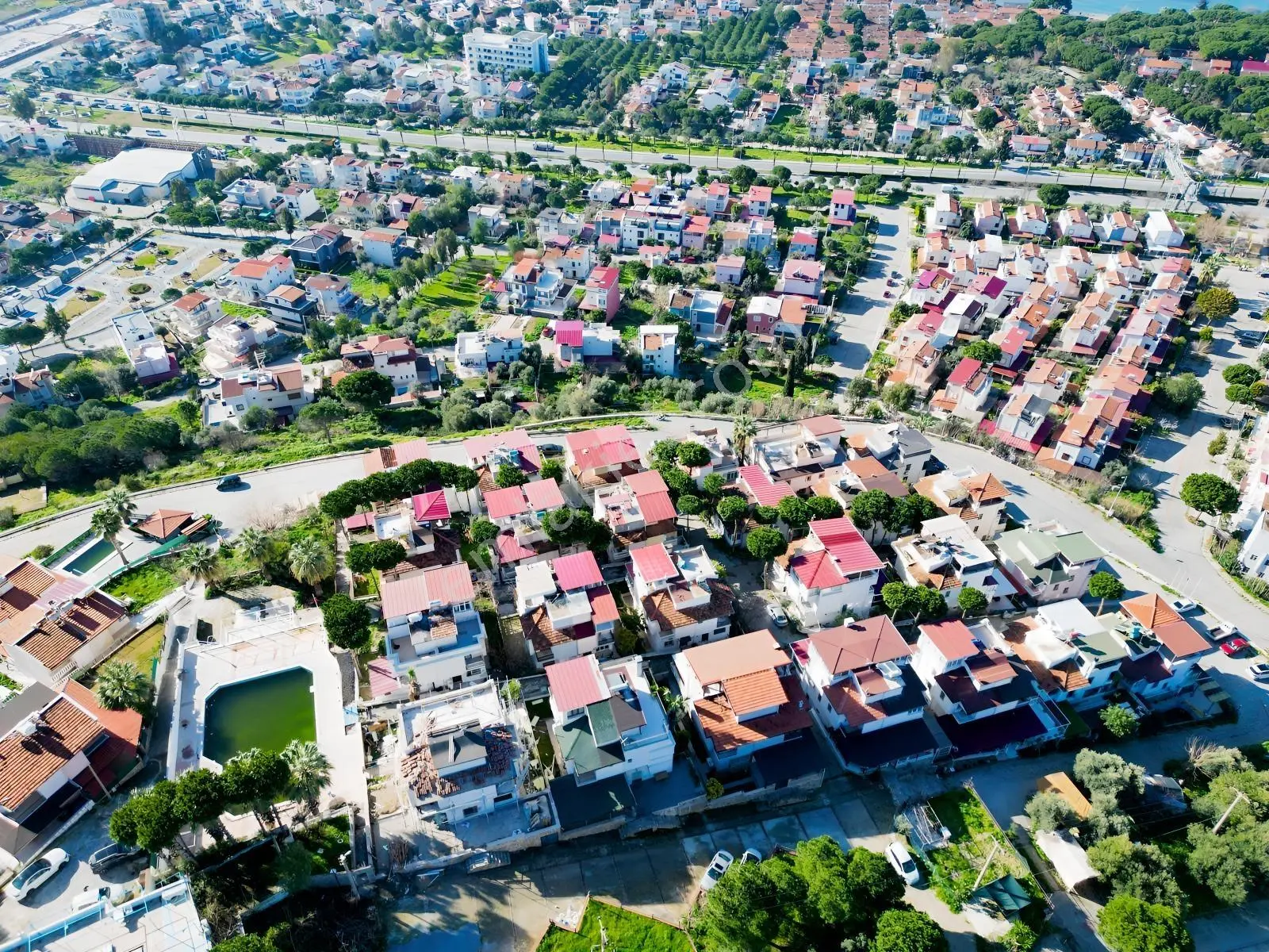 Deniz Manzaralı Yaz /kış Yaşamaya Uygun 4+1 Villa - Görsel 32