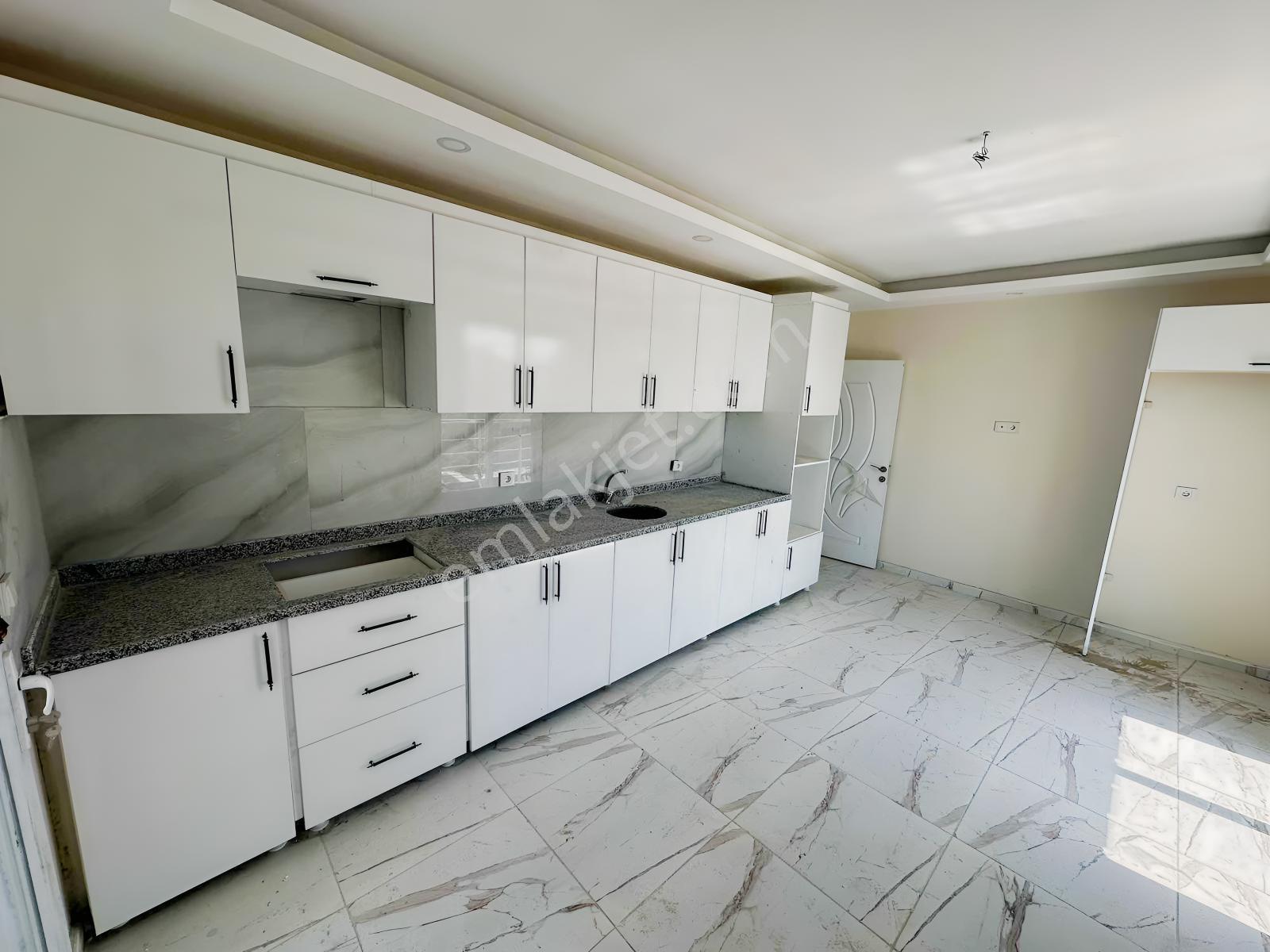Çarşı Merkezde Sıfır Daire