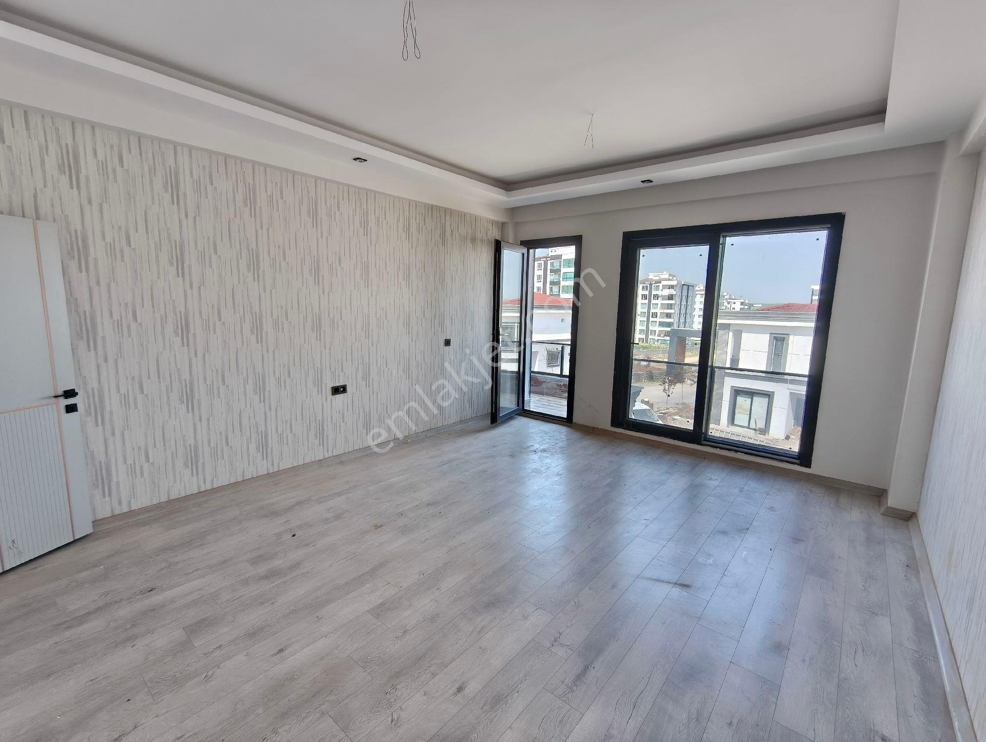Doktorlar Sitesinde Satılık Büyük Tip Lüks Villa - Görsel 7