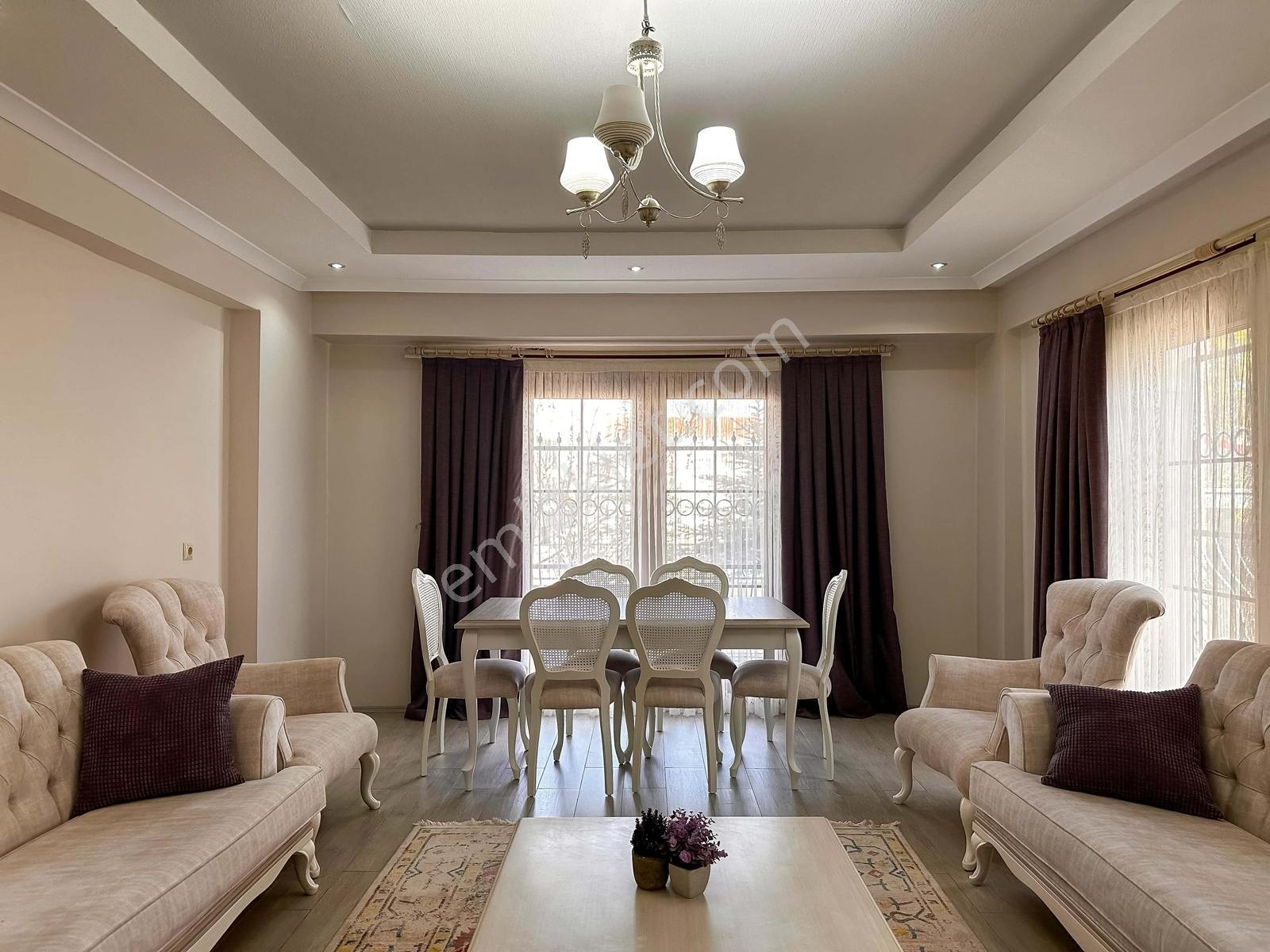 Villa Tadında, 4+2 Satılık Müstakil Ev