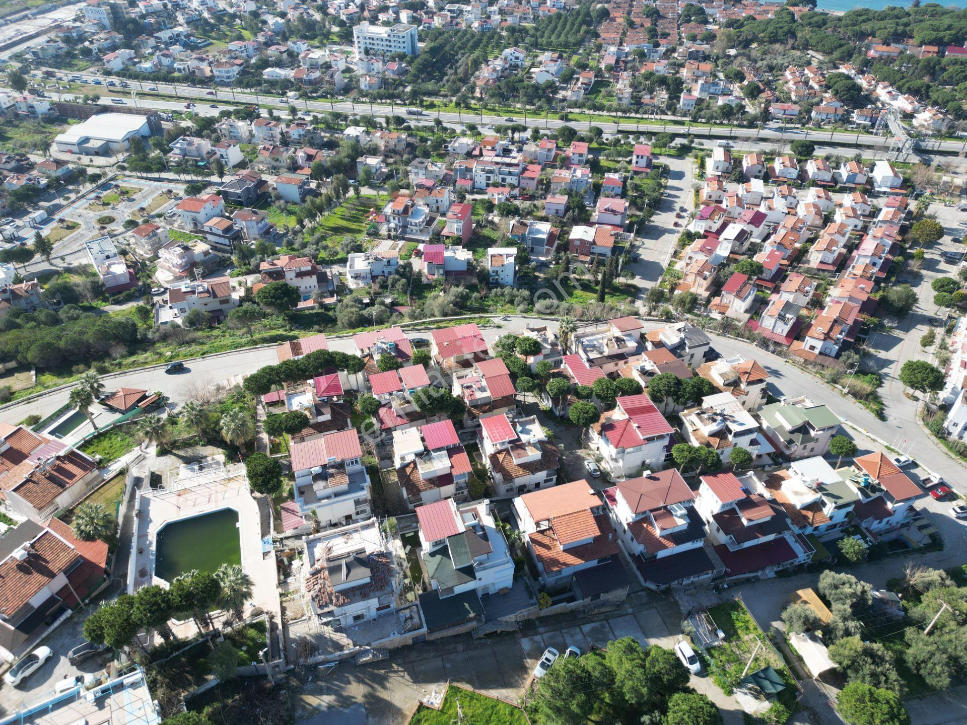 Deniz Manzaralı Yaz /kış Yaşamaya Uygun 4+1 Villa - Görsel 33