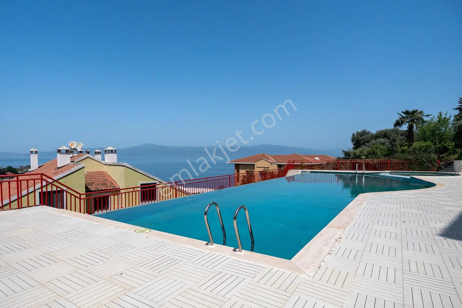 Remax Leon Mudanya Limanüstü Konaklarında Satılık 3+1 Dubleks