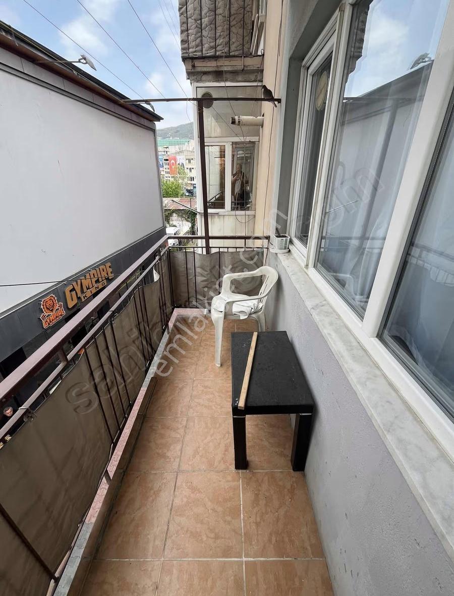 Gemlik Çarşı Meydanında Satılık Yatırımlık Eşyalı Daire - Görsel 11