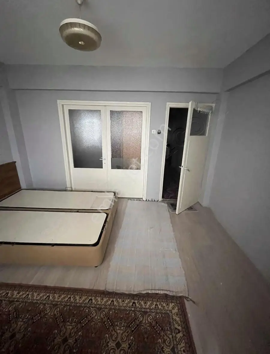 Gemlik Çarşı Meydanında Satılık Yatırımlık Eşyalı Daire - Görsel 3