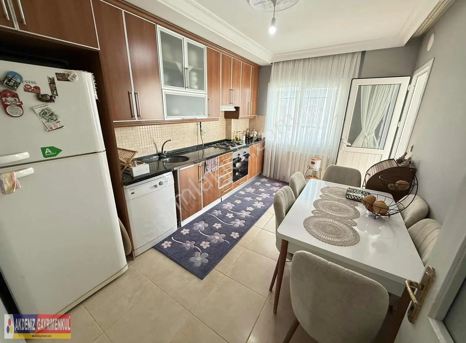Adana Koopta 3+1 Kapalı Mutfak Cepheleri Açık Geniş Daire - Görsel 2