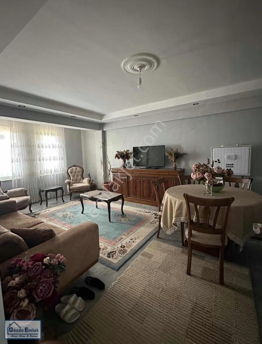 Otoparklı, Doğalgazlı, Merkezi Konumda 3 Yaşında Satılık Daire