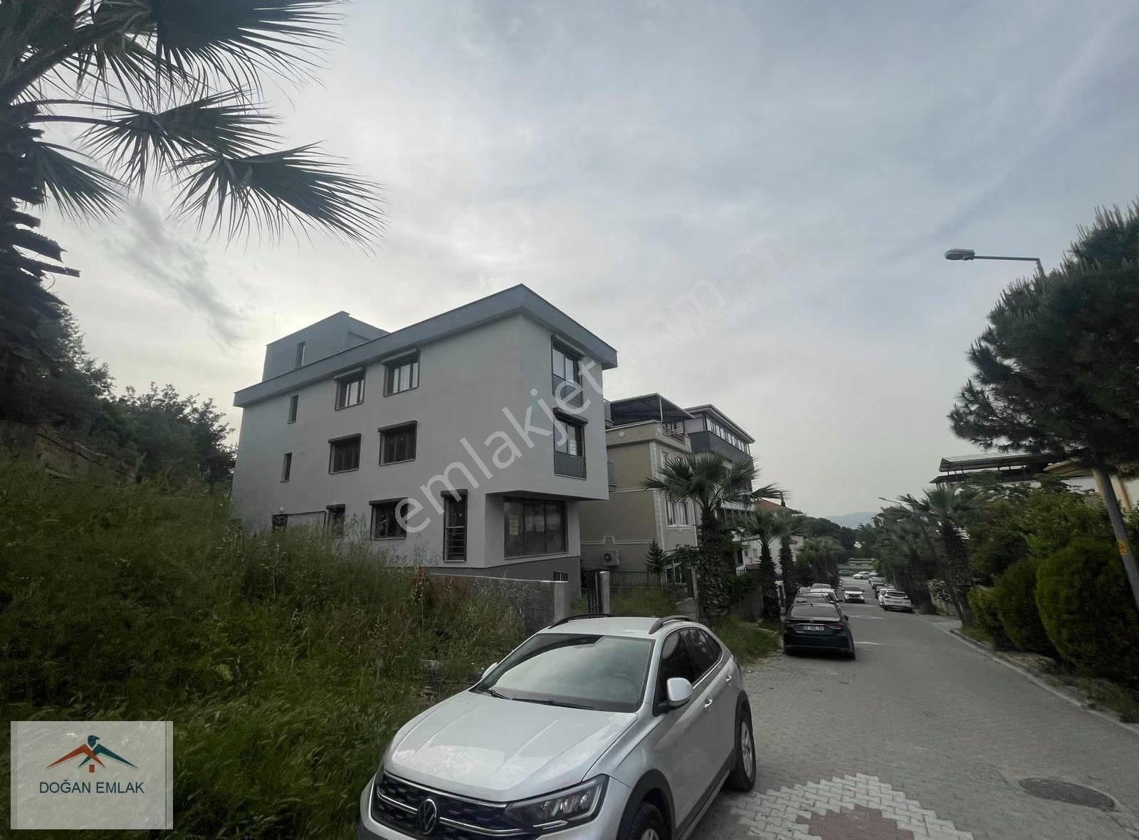 Manisa Yunusemre Keçiliköy Dükkan Ofis 200m2