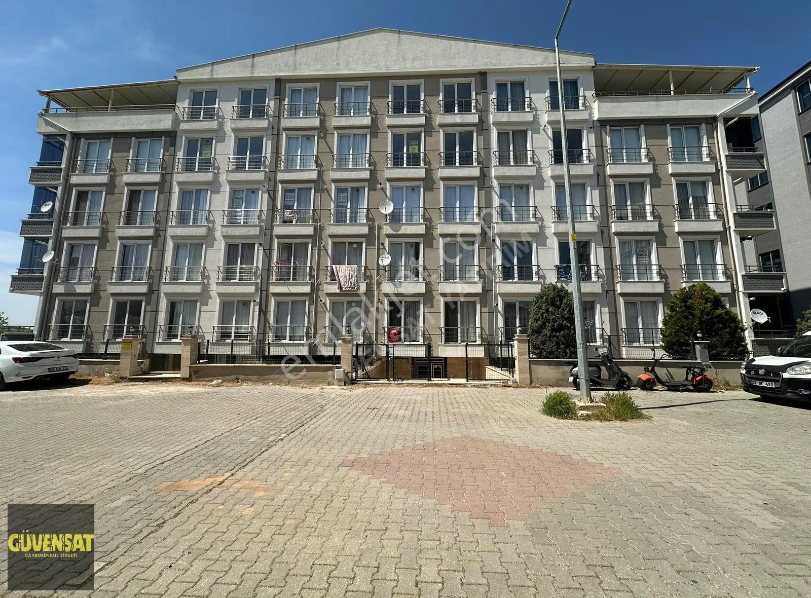 Kırklareli Cumhuriyet'te Sıfır 2+1 Dubleks Daire