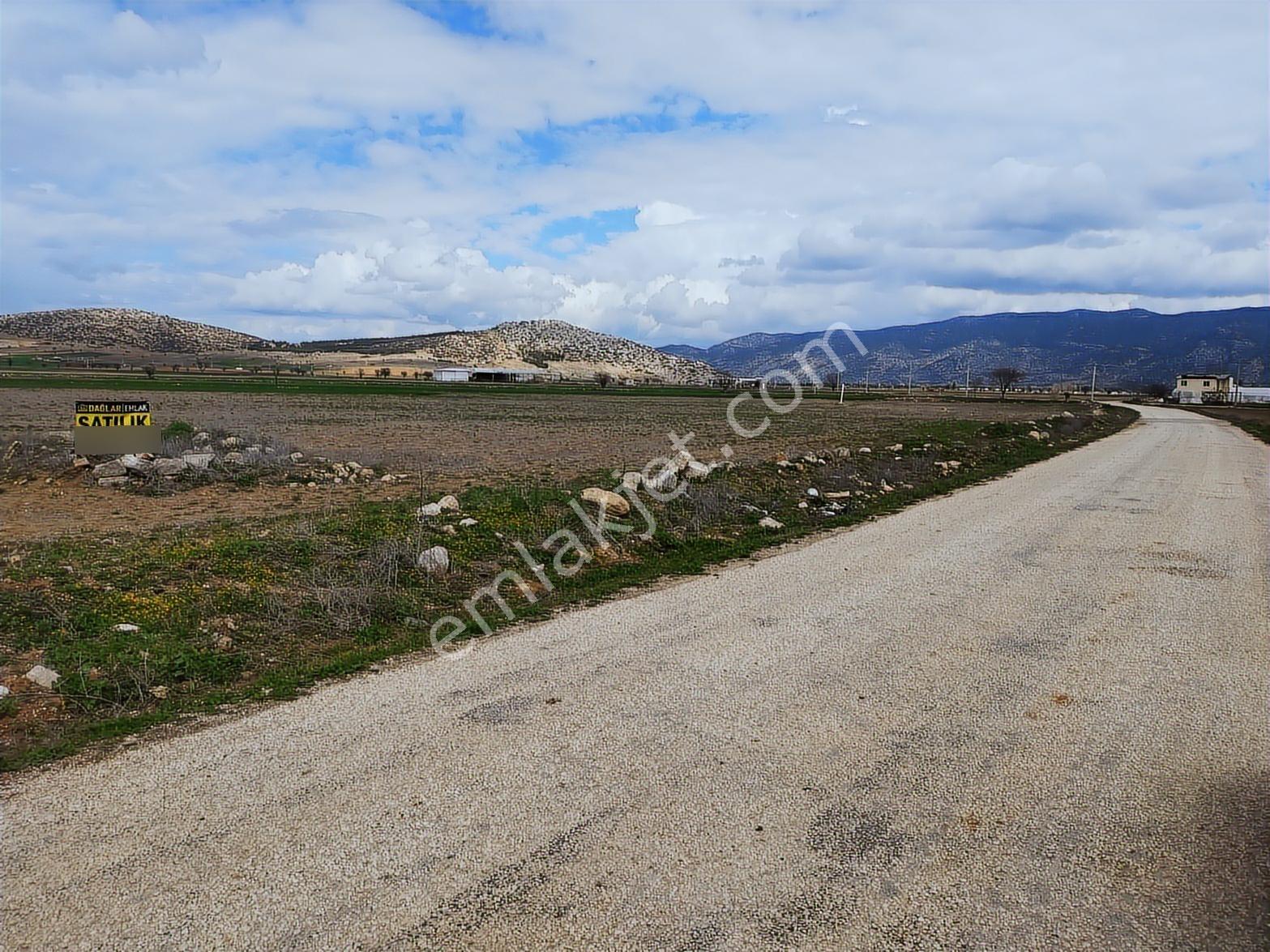 Antalya Korkuteli Büyükköyde Satılık Tarla 7700 M2 - Görsel 2