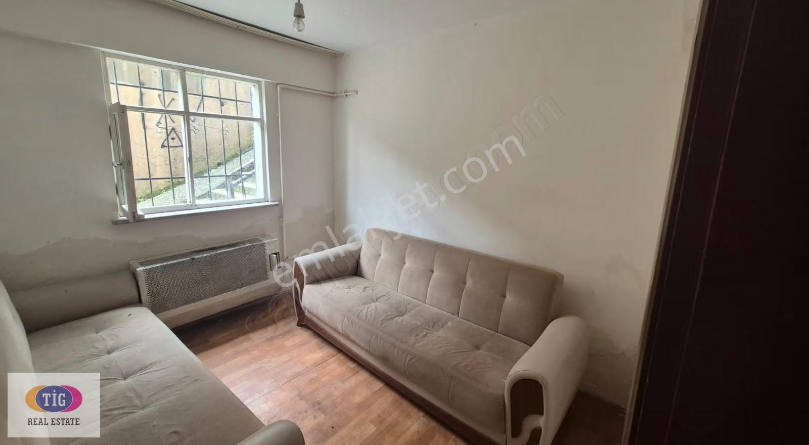 Tek İşim Gayrimenkulde Akçağlayanda Kiralık Daire - Görsel 2