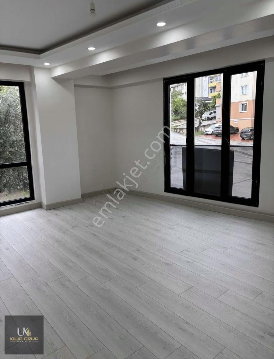 Derince Çınarlı Mh Satılık Lüx Ara Kat Daire