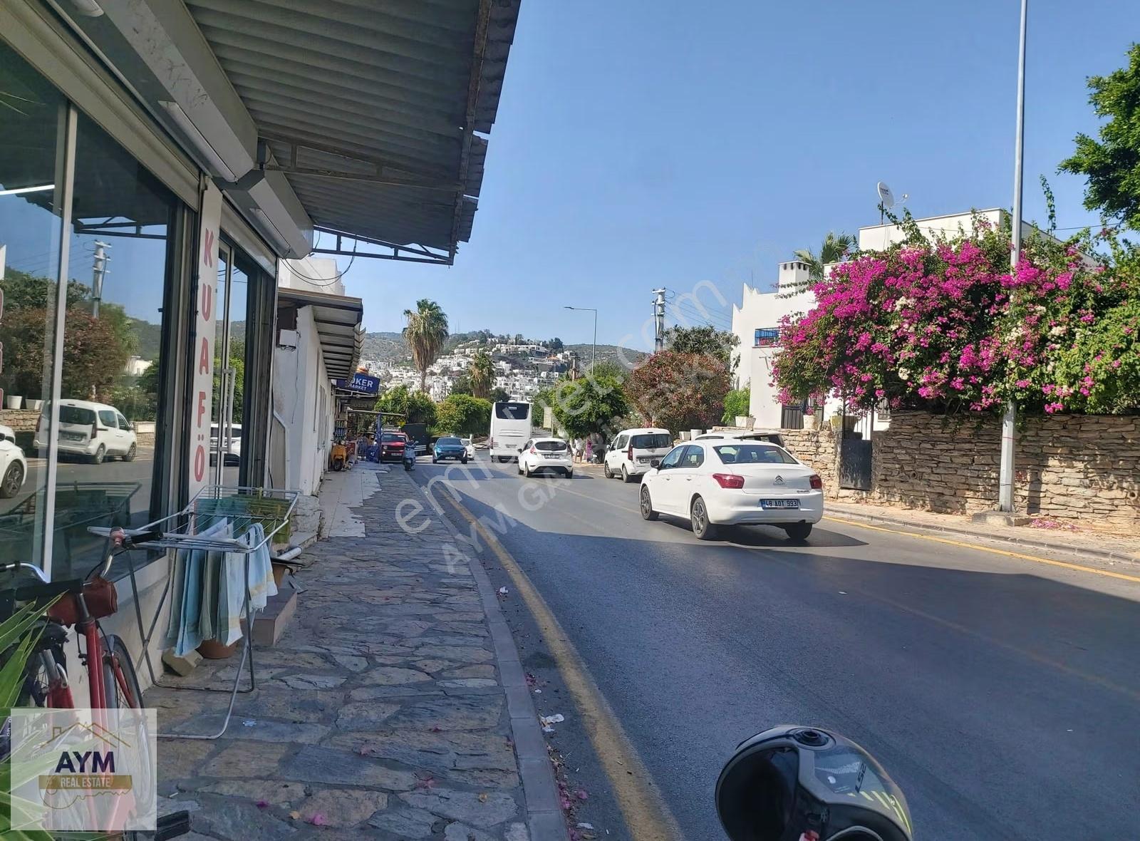 Bodrum Kumbahçe,de Caddeye Cepheli Kiralık Dükkan - Görsel 3