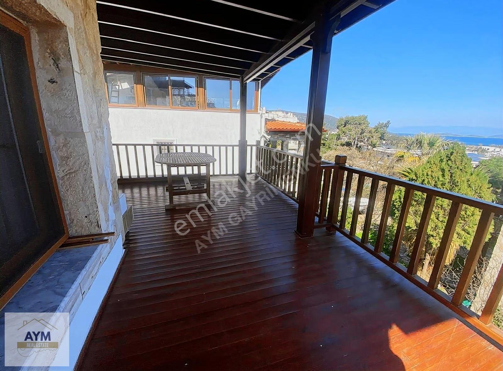Bodrum Torba,da Satılık Deniz Manzaralı Mustakil 4+2 Tripleks - Görsel 21