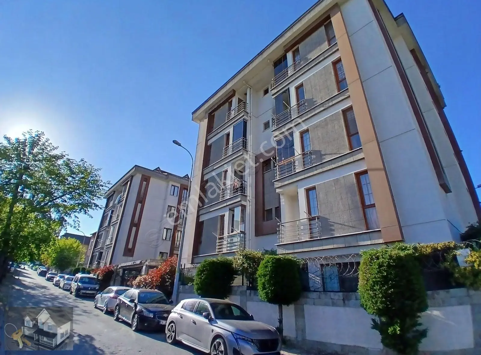 Çekmeköy Taşdelen Site İçerisinde Kiralık 3+1 180m2 Dublex Daire