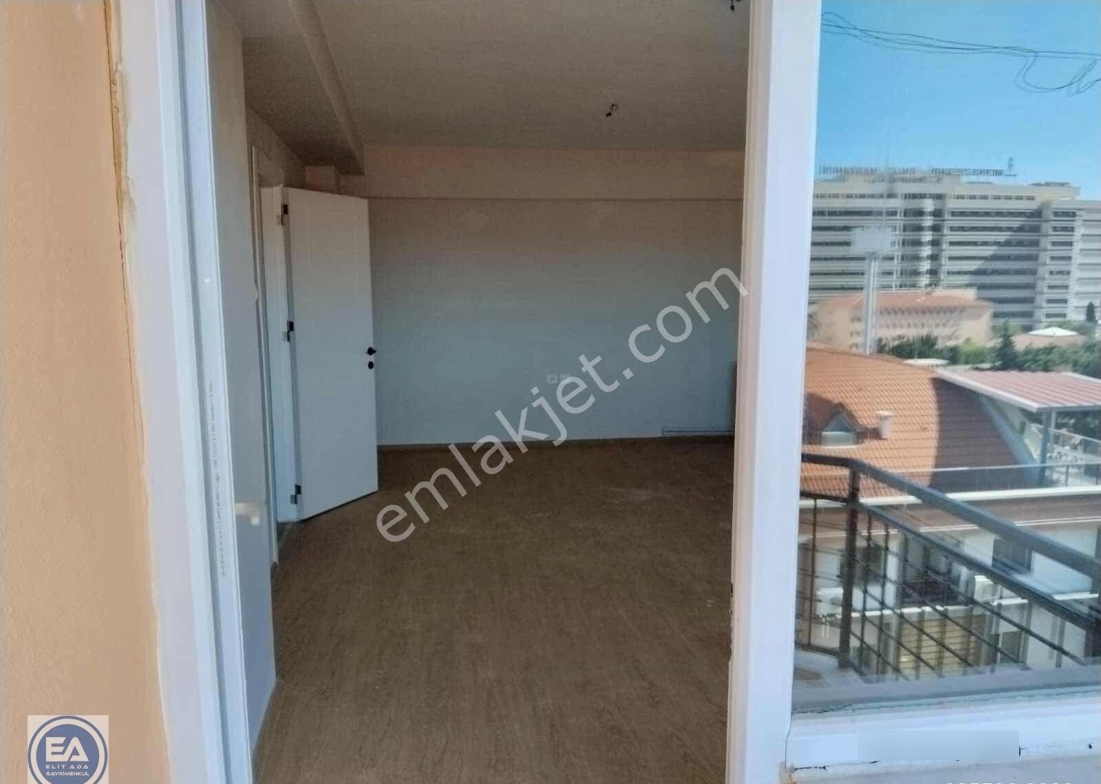 Yunusemre Mahallesinde 8 Eylül Caddesinde Asansörlü 3+1 - Görsel 13
