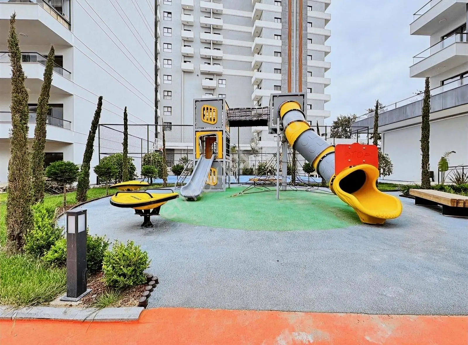 Park Yaşam Bornova Bahçe Katı 1+1 Eşyalı Kiralık Daire - Görsel 3
