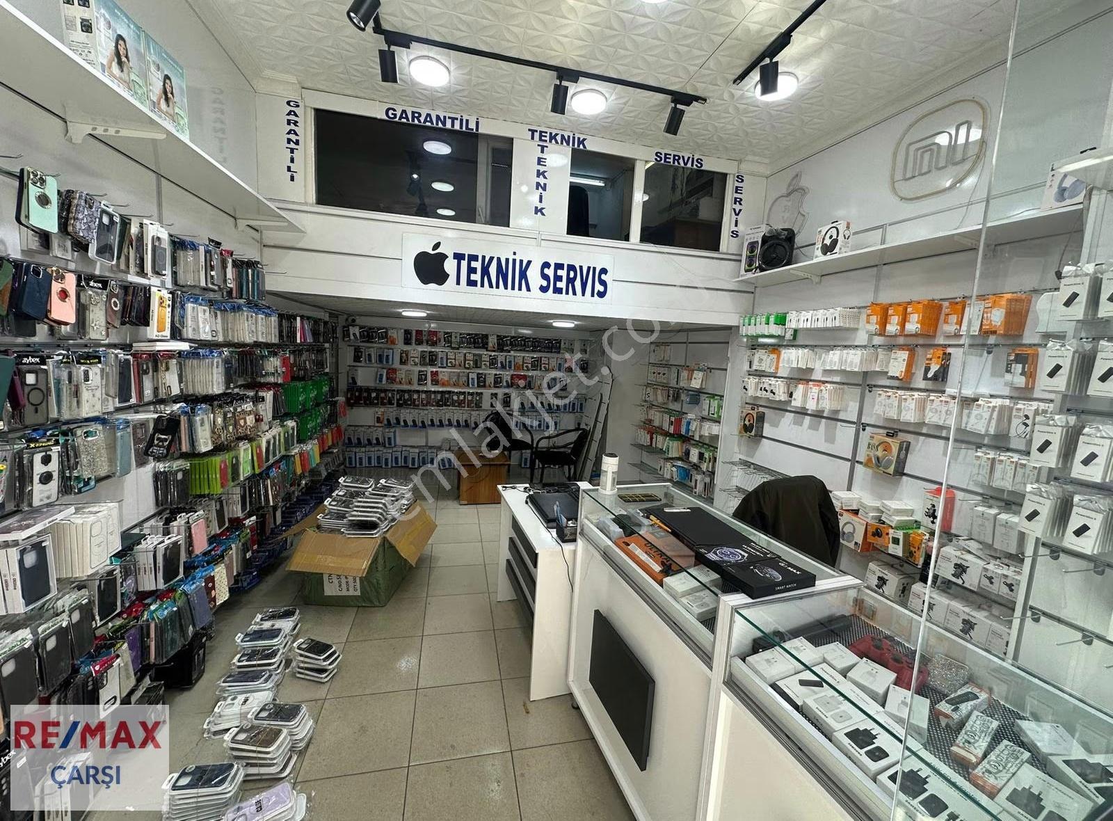 İzmit Merkezde Devren Cep Telefonu Aksesuar Dükkanı - Görsel 4