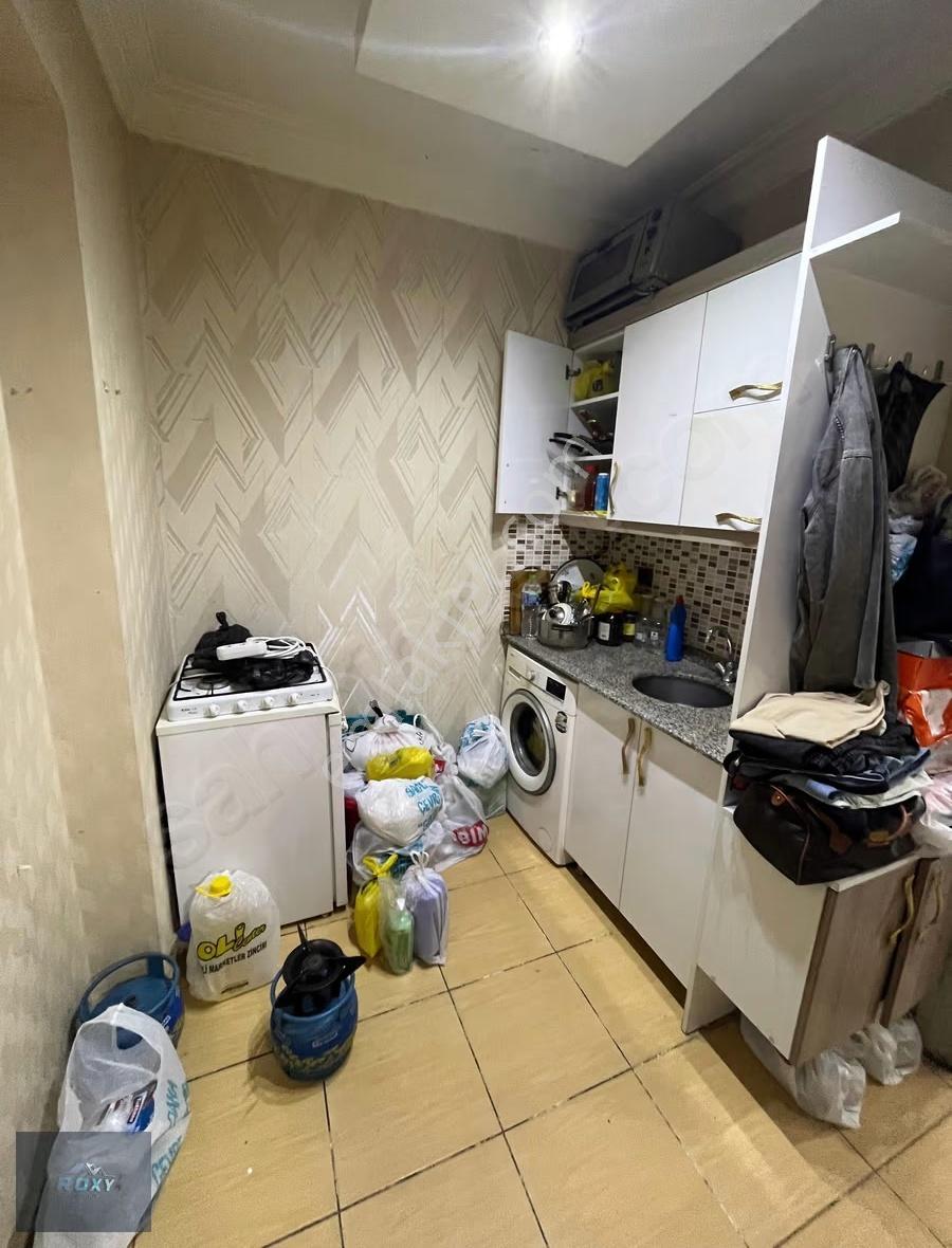 Binevler Civarı 1+1 Balkonlu Kiracılı Satılık Stüdyo Daire - Görsel 4