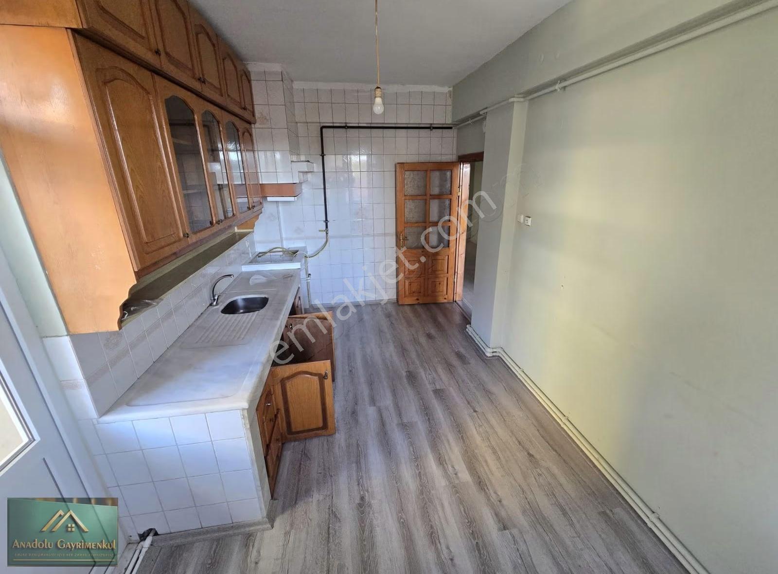 Anadolu Gayrimenkul'den Karşıyaka Mahallesi'nde 2+1 Kiralık Dair - Görsel 4