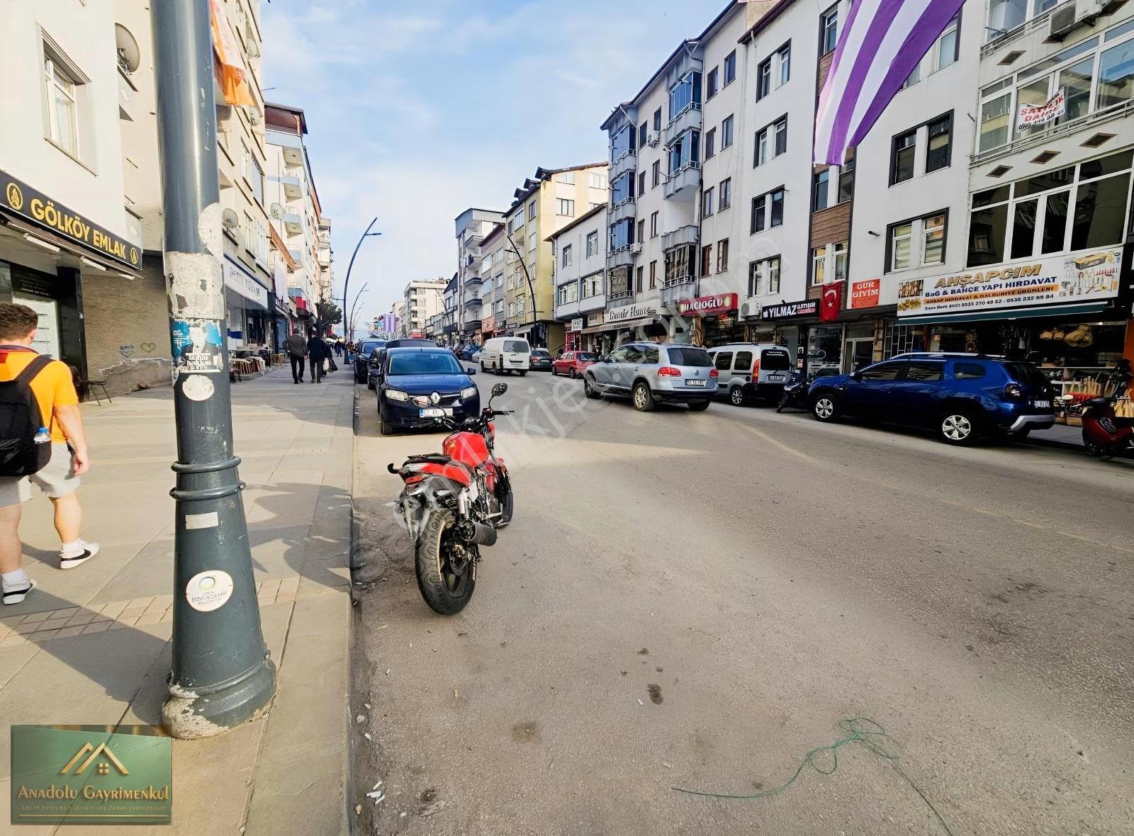 Anadolu'da Devren Kiralık Hırdavat Mağazası . - Görsel 21