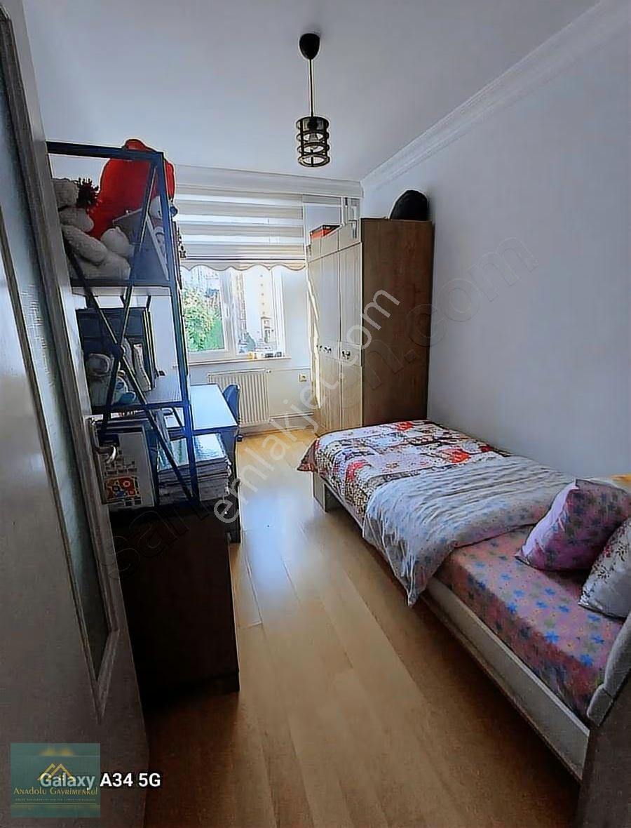Anadolu Gm.'den Şahincilide Yenilenmiş 145 M² 3+1 Site Dairesi - Görsel 6