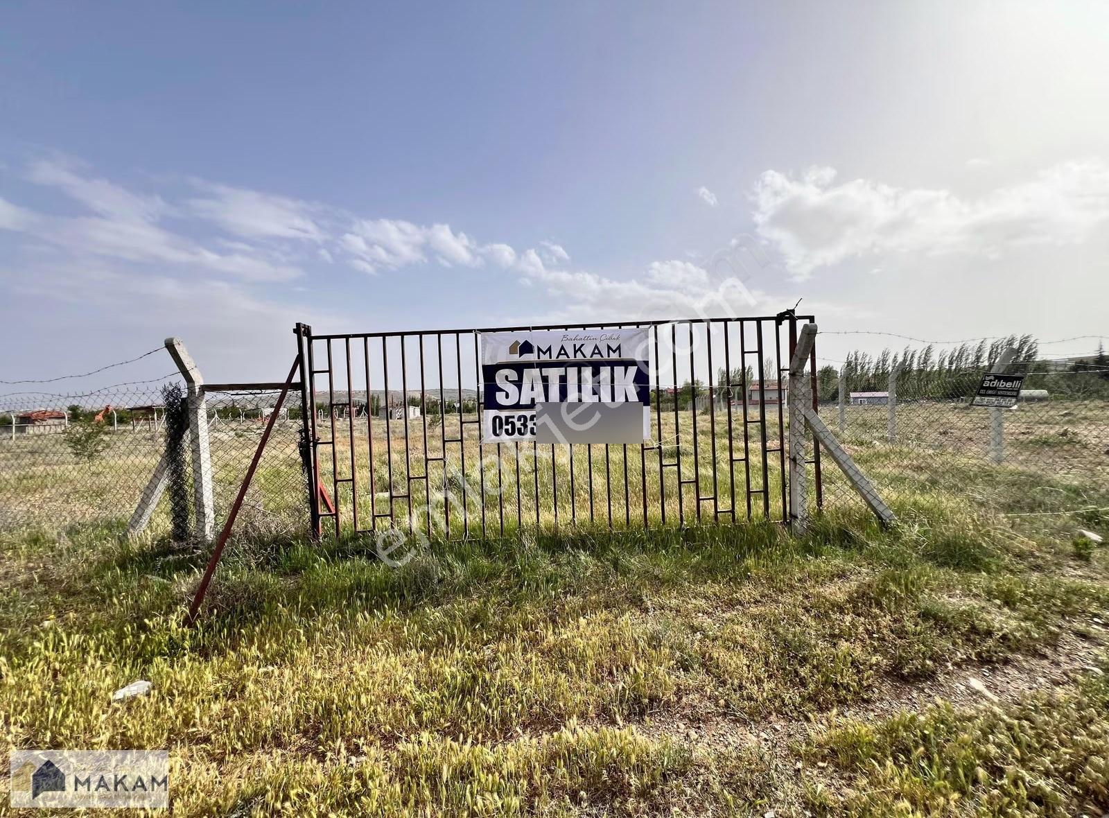 Çayırbağında Müstakil Tapulu Satılık 2.880m2 Bahçe
