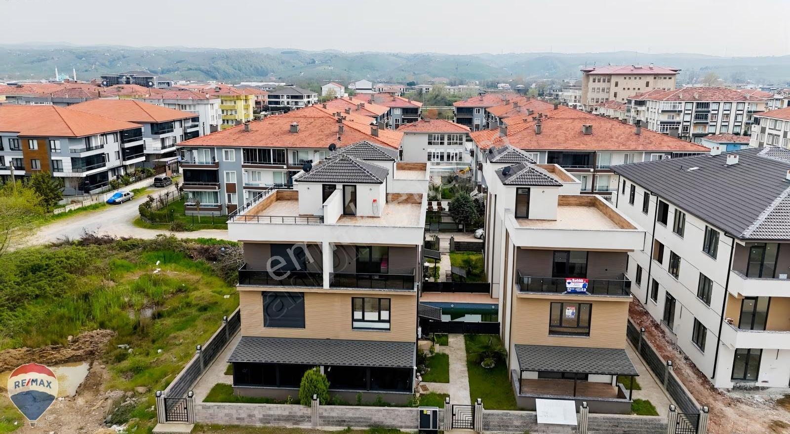 Deniz Manzaralı Havuzlu Teraslı Müstakil Tripleks Sıfır Villa - Görsel 6