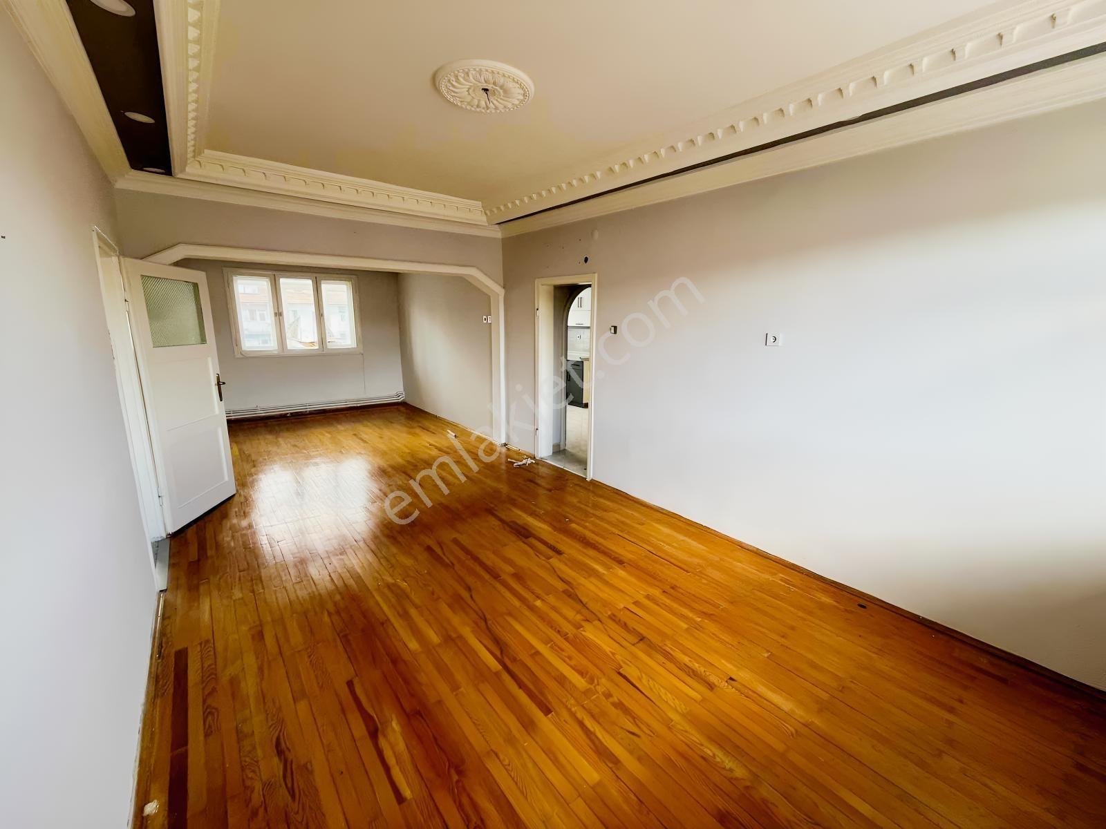 Remax Dem'den Akşemsettin Mahallesinde Kiralık 2+1 Daire - Görsel 8