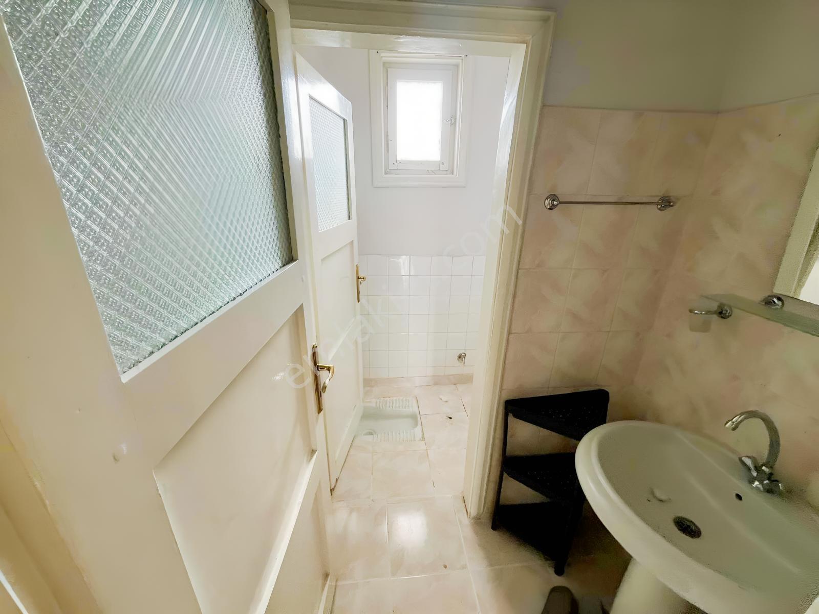 Remax Dem'den Akşemsettin Mahallesinde Kiralık 2+1 Daire - Görsel 10